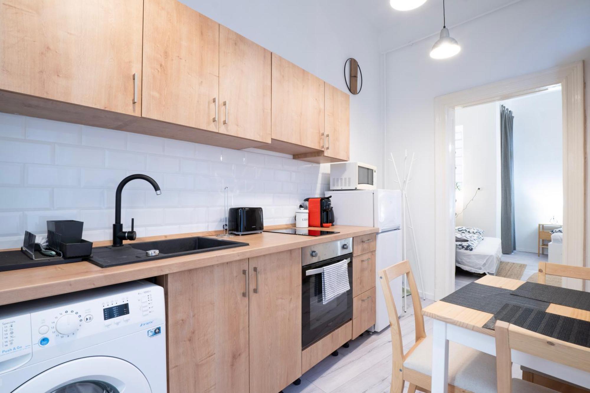 Studio In The Heart Of Party District Ka28, Budapest